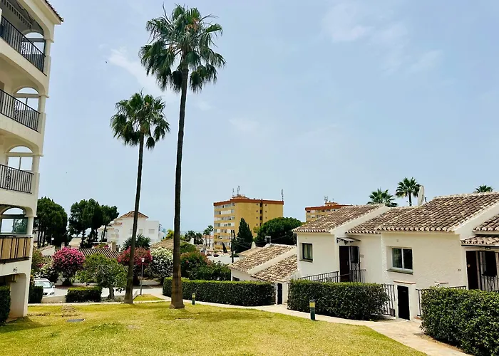 Ferienwohnung Bajo Con Terraza En La Costa Del Sol Málaga