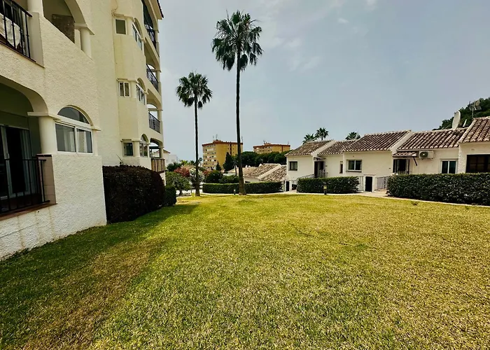 Ferienwohnung Bajo Con Terraza En La Costa Del Sol Málaga