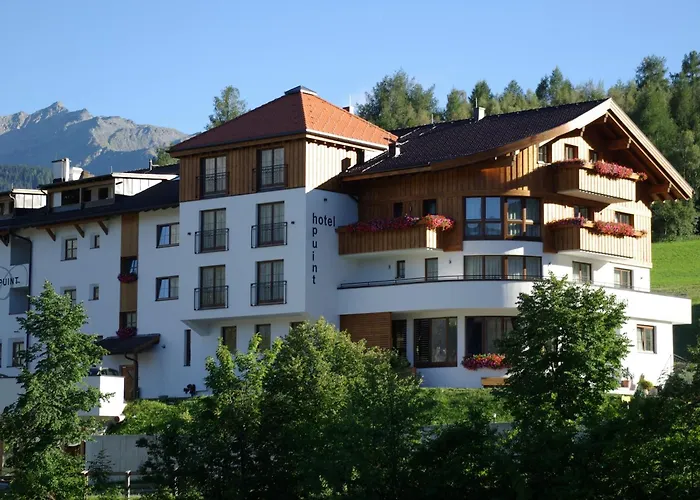Hotel Puint Ladis