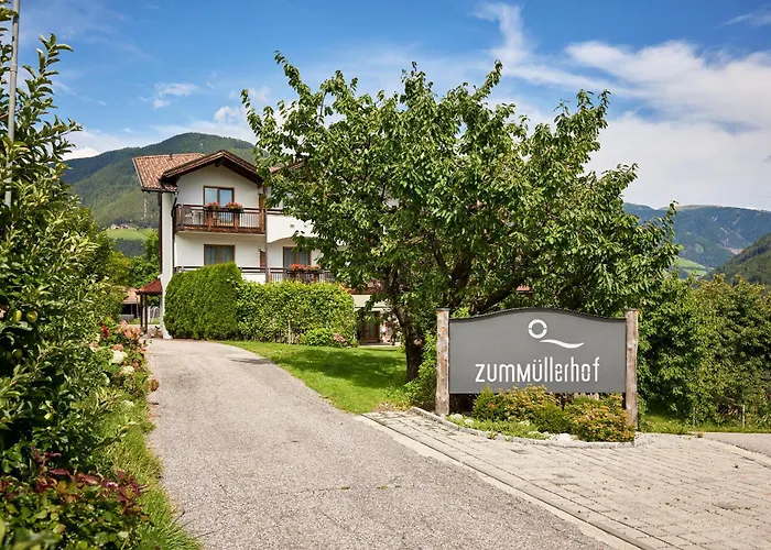 Ferienpension Zummüllerhof Natz-Schabs