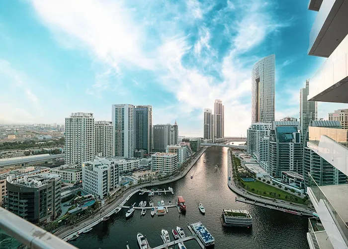 Stella Maris - Beachfront Premium 3 Bedroom Apt Dubai
