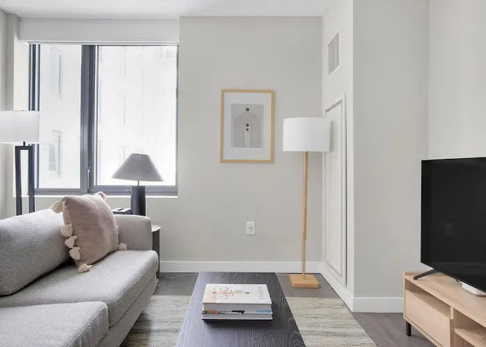 N Station Studio W Wd Gym Nr Td Garden Bos-708 Boston