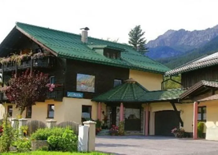 Hotel Pleiknerhof Leutasch