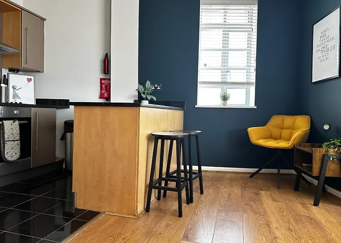 Top Floor Apartment In City Centre Hove