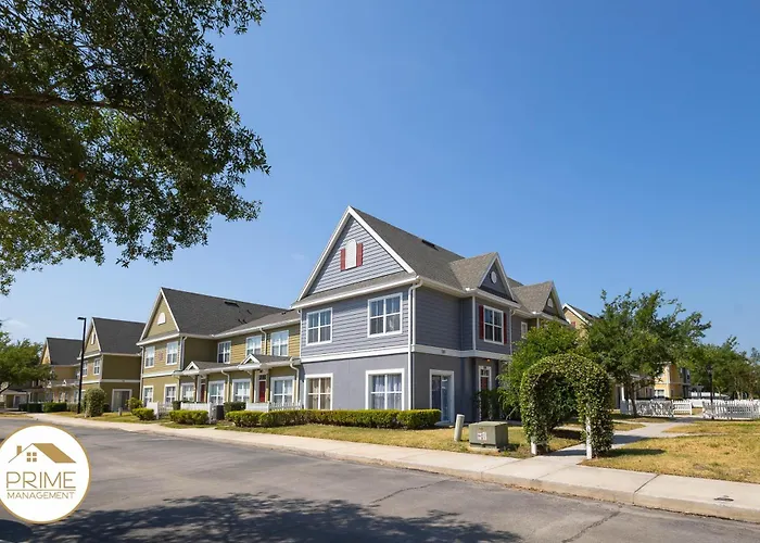 Cozy 4Bd Villa Relax & Enjoy Near Disney Kissimmee