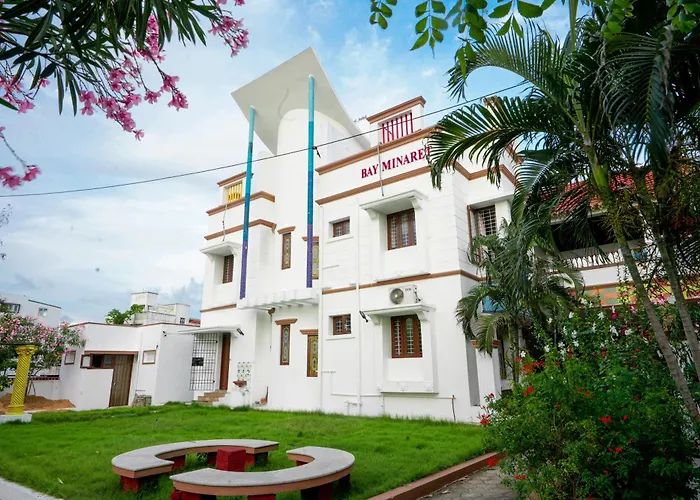 Bay Minaret Villa - Lavish 4Bhk Beach House At Ecr Uthandi Chennai
