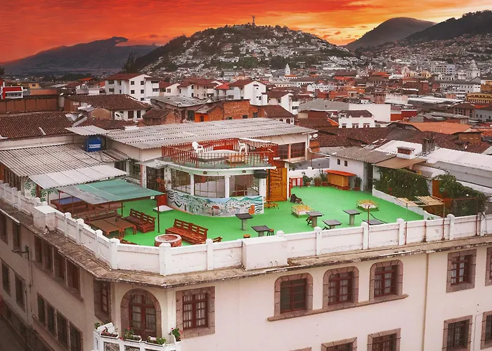 Hotel Vibes Aurik Quito