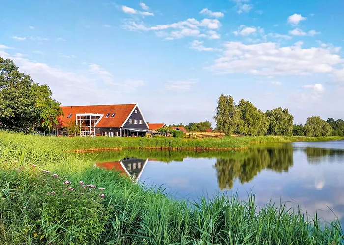 2 Bedroom Nice Home In Heinkenszand