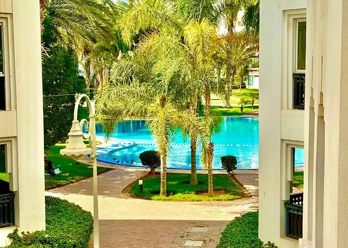 شقة فخمة بمارينا اكادير شاطئ و مسبح Agadir