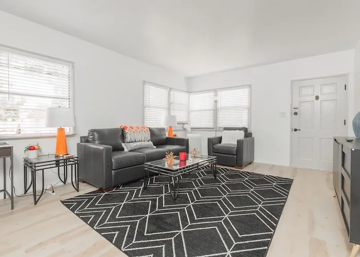 Cool And Cozy Pad Close To Everything Los Angeles