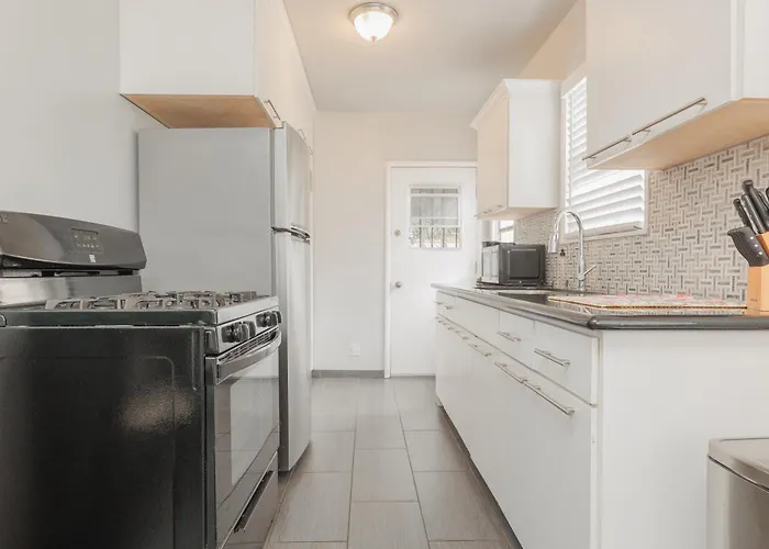 Cool And Cozy Pad Close To Everything Los Angeles