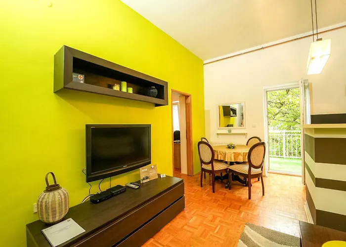 1Bdr In Heart Of City Center Sarajevo