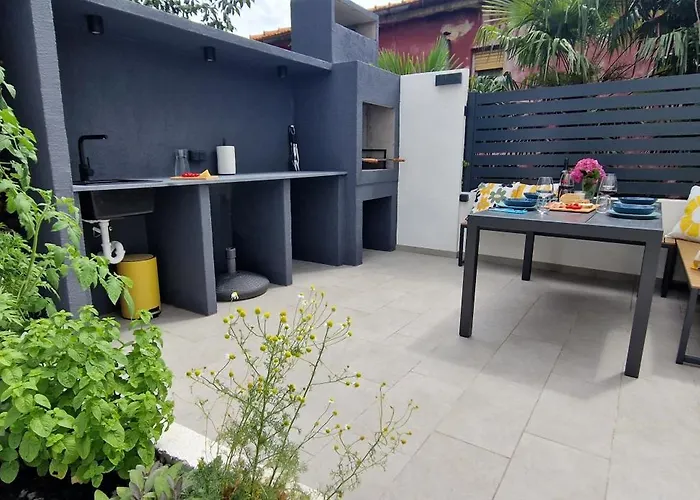 Private Fenced Garden With Bbq Area Minutes From The Beach - Urban Secret Kantrida Rijeka