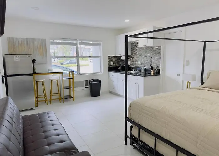 New Mid Miami Beach Apt Free Parking And Beach Access
