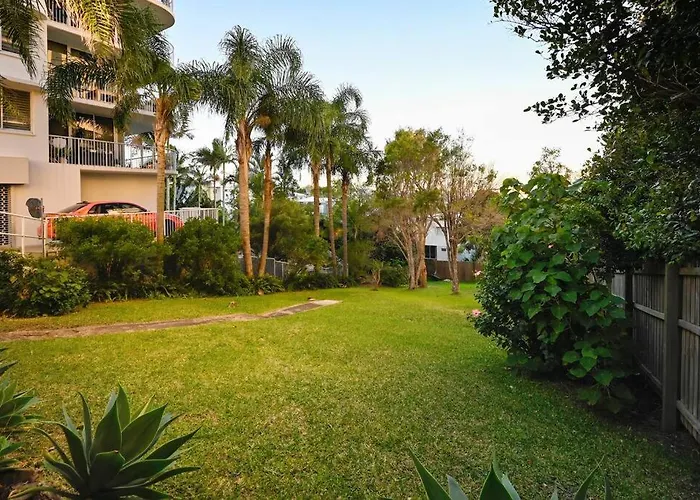 Groovy Beach Bungalow Caloundra