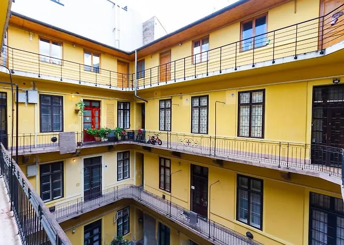 Opera Central Suite 3Br W Sauna By Newave Apartments Budapest