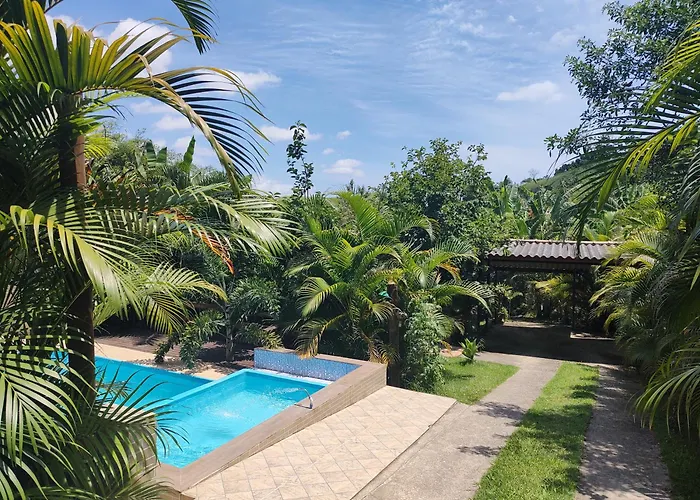 Sitio Com Chales Na Serra Da Cachoeira Do Mendanha Rio de Janeiro