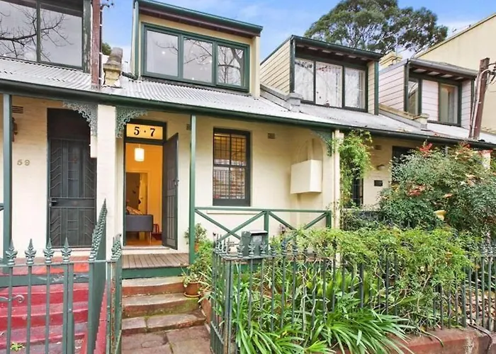 Cosy 3 Bedroom House Chippendale Central Newtown Sydney