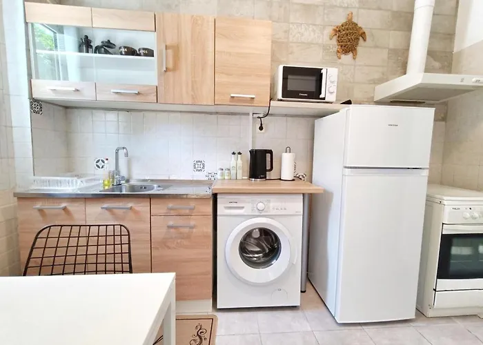 Harmony Apartment Near Metro Station Athen