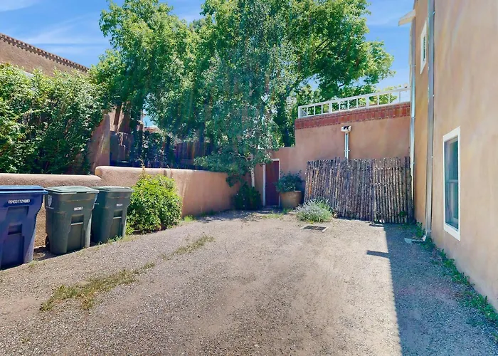 Casa Las Rosas Santa Fe