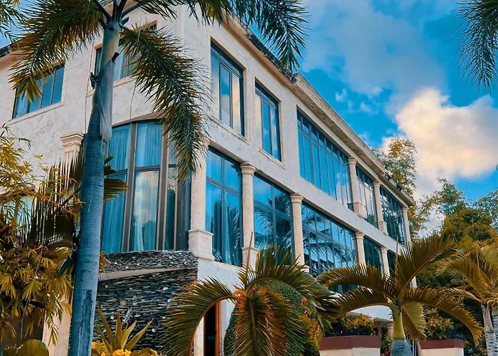 Villa Tesoros Del Mar - Luxury Beachfront Villa With Natural Pool, Jacuzzi, Mountain Views, Yoga, Bbq, Wi-Fi, Pet & Family Friendly, Barahona Adventures