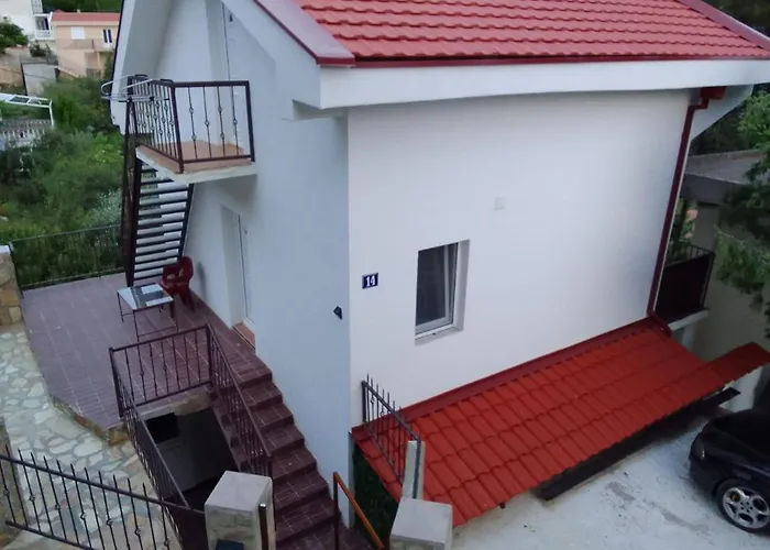 Villa House By The Sea Sutomore