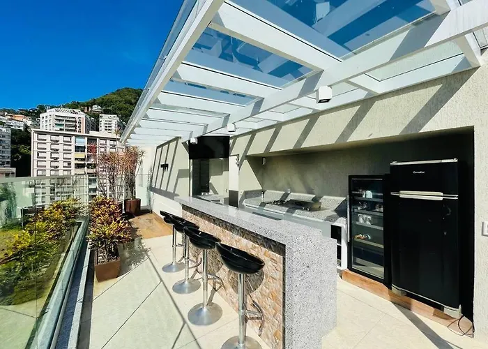 Cobertura Estilosa Com Vista Linda E Privacidade Rio de Janeiro