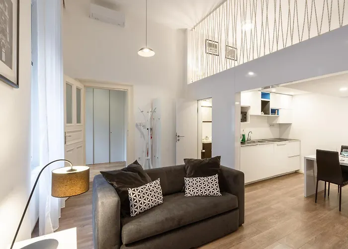 Modern Stylish Loft Next To New York Palace Budapest