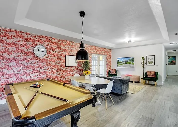 Ferienwohnung Modern Miami House 2Baths Design District In Mins