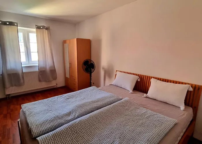 Big Huge Apartment Center 84M Nivy Pressburg