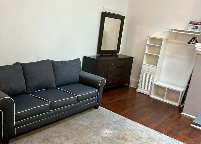 Renovated Peaceful Luxury Walk To Mall Park Publix Orlando