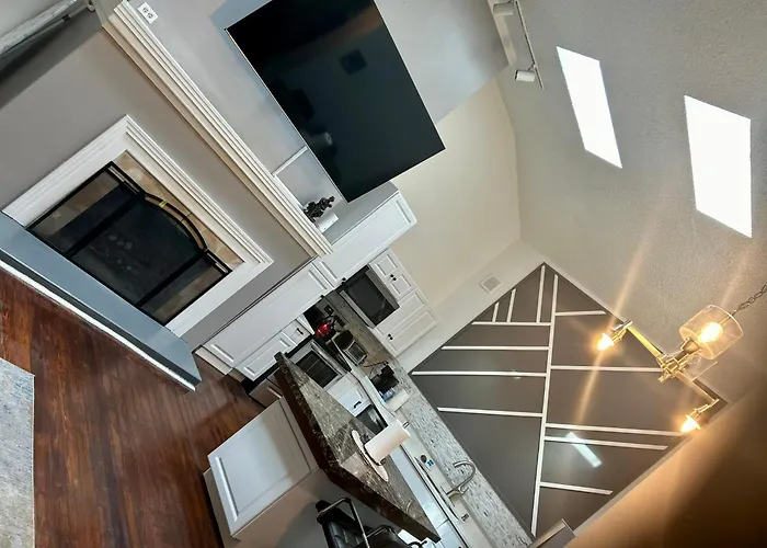 Renovated Peaceful Luxury Walk To Mall Park Publix Orlando