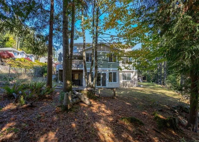 Charming 3 Bedroom Suite Victoria