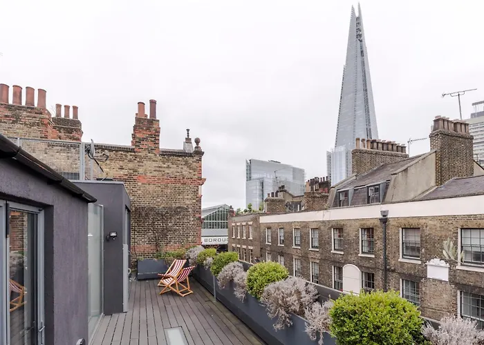 Villa A Starry Starry Night - Borough - By Frankie Says London