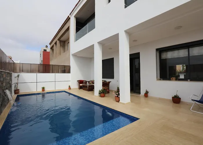 Villa Avec Piscine A 5 Min La Plage A Sidi Rahal Casablanca
