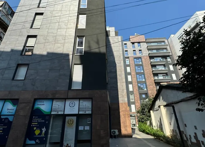 Comfort Inn Tirana Center