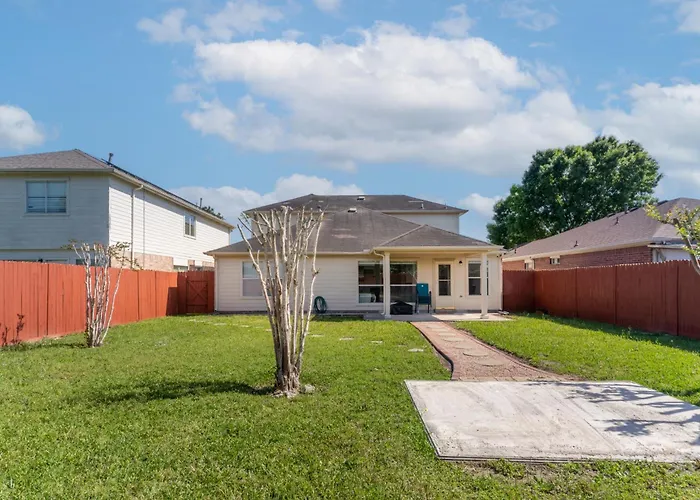 Stylish 4Br 2,5Ba - Haven In Houston Home