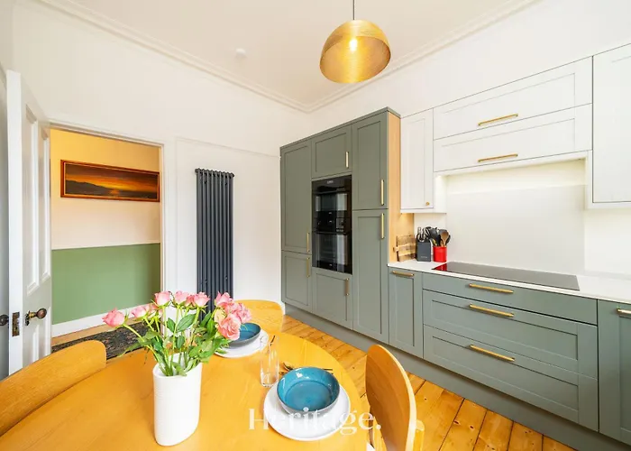 St Swithin, Aberdeen City Centre Apartment