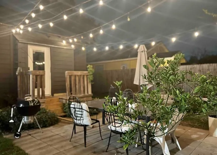 Villa Hardy Heaven Modern Amenities With Vintage Charm Houston