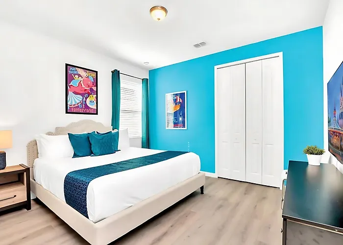 Upstay Family Resort Mansion- Pool, Games, Theater Kissimmee