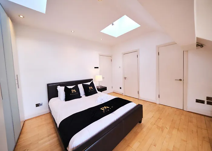 Ebony Suite London