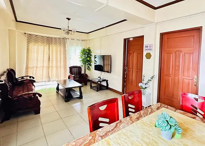 Near Tourist Spots Vacation House Baguio City