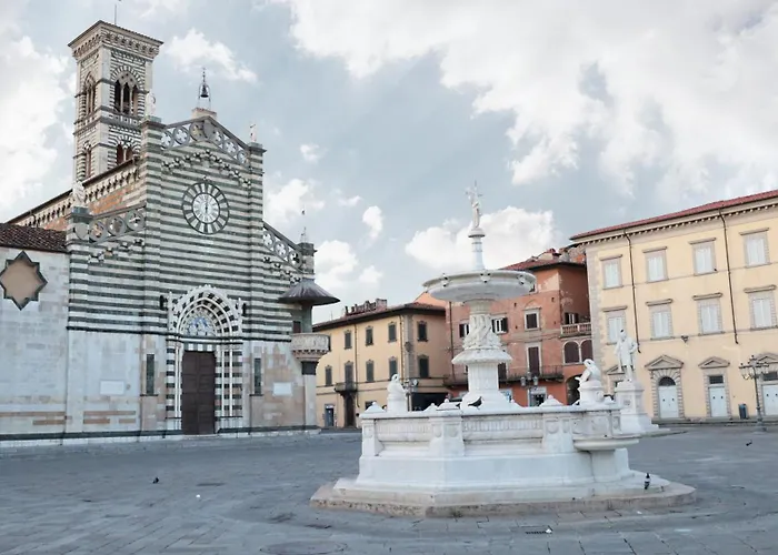 Piazza Duomo - 20 Min By Train To Florence Prato 
