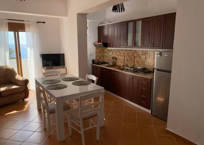 Astoria Apartments Sarandë