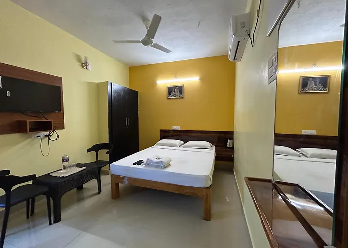 Ramakrishna Rooms Srirangam Tiruchchirāppalli