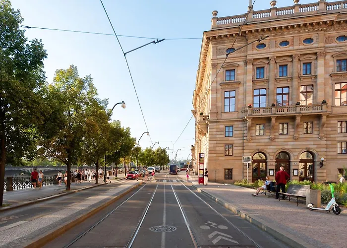 Stylish 2-Level Apartment Near The National Theatre Prag