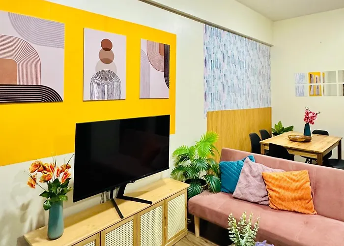 2Br Condo With Balcony And Parking Baguio City