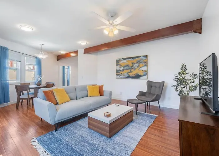 Villa Woodland Victory Hideaway Los Angeles