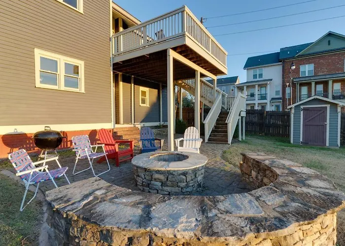 Historic Pet-Friendly Stay Near Broadway W Fire Pit Nashville