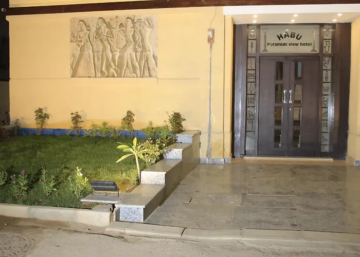 Habu Pyramids View Hotel Kafret el-Gabal